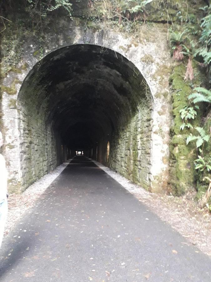 Antig Beag Villa Kilmacthomas Buitenkant foto