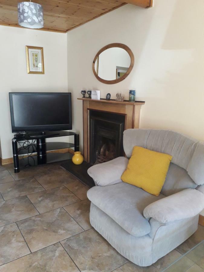 Antig Beag Villa Kilmacthomas Buitenkant foto