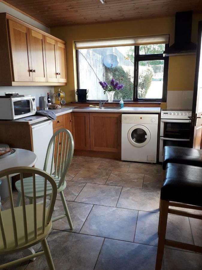 Antig Beag Villa Kilmacthomas Buitenkant foto
